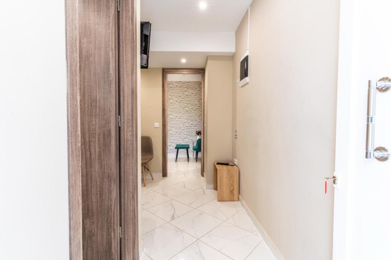 Aiolos Luxury Alimos Kalamaki Market Apartment 3 Near The Sea Athen Eksteriør bilde